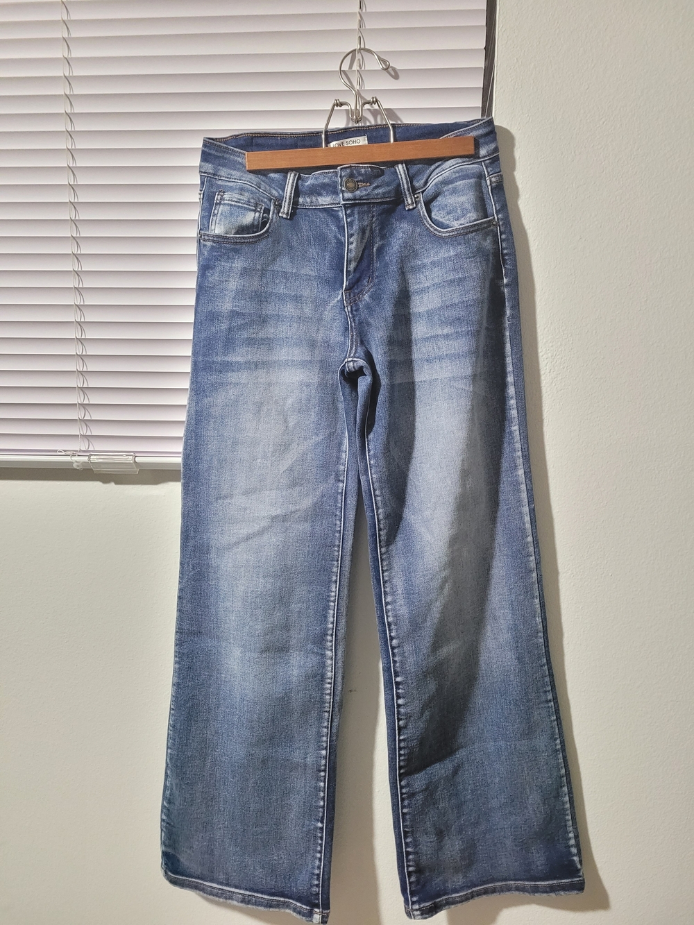 Relaxed Wide-Leg Blue Denim Jeans